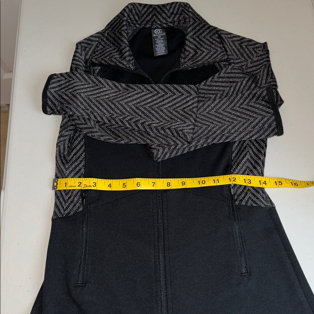 C9 by Champion Athletics Black and Gray Patterned Jacket Size XS. - Picture 12 of 16